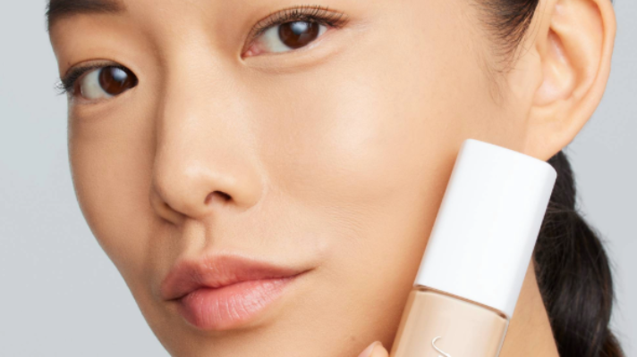 Skintuition SPF30 Liquid Foundation - hudpleie og makeup i ett