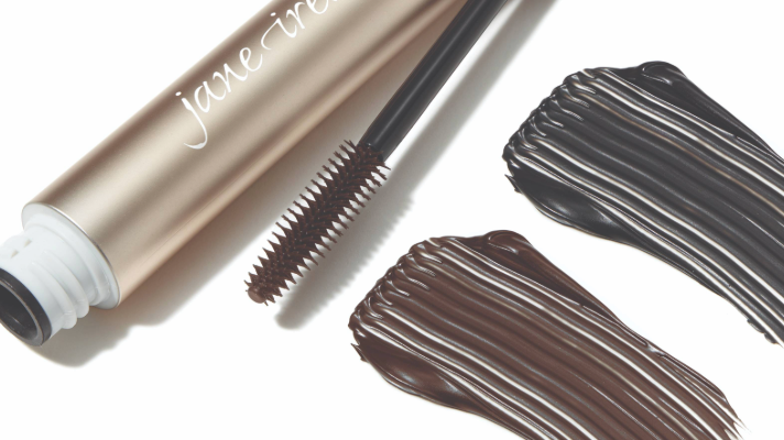 Brun vs. svart mascara – slik finner du riktig farge for dine øyne