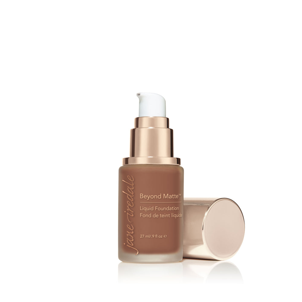 jane iredale Beyond Matte Liquid Foundation M15 produkt uten kork