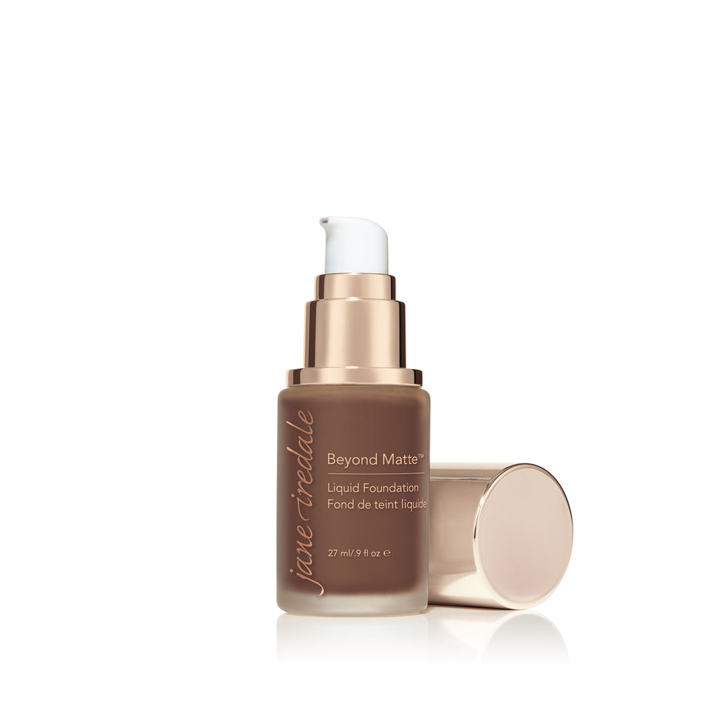 jane iredale Beyond Matte Liquid Foundation M17 produktbilde uten kork