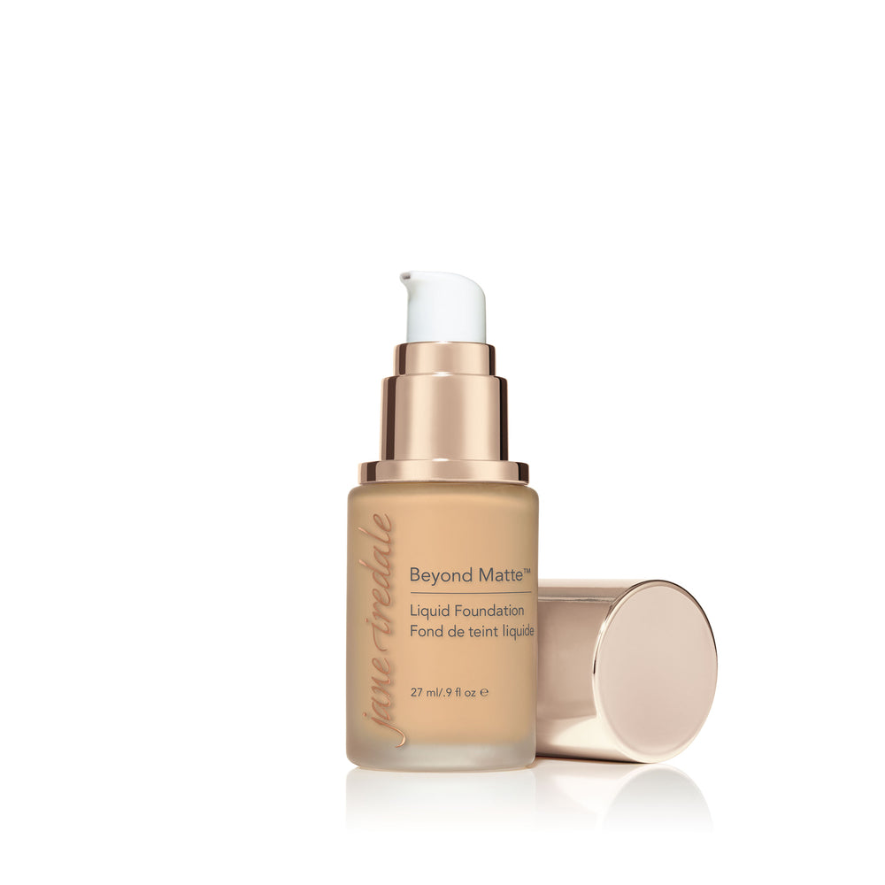 jane iredale Beyond Matte Liquid Foundation M7 produkt uten kork