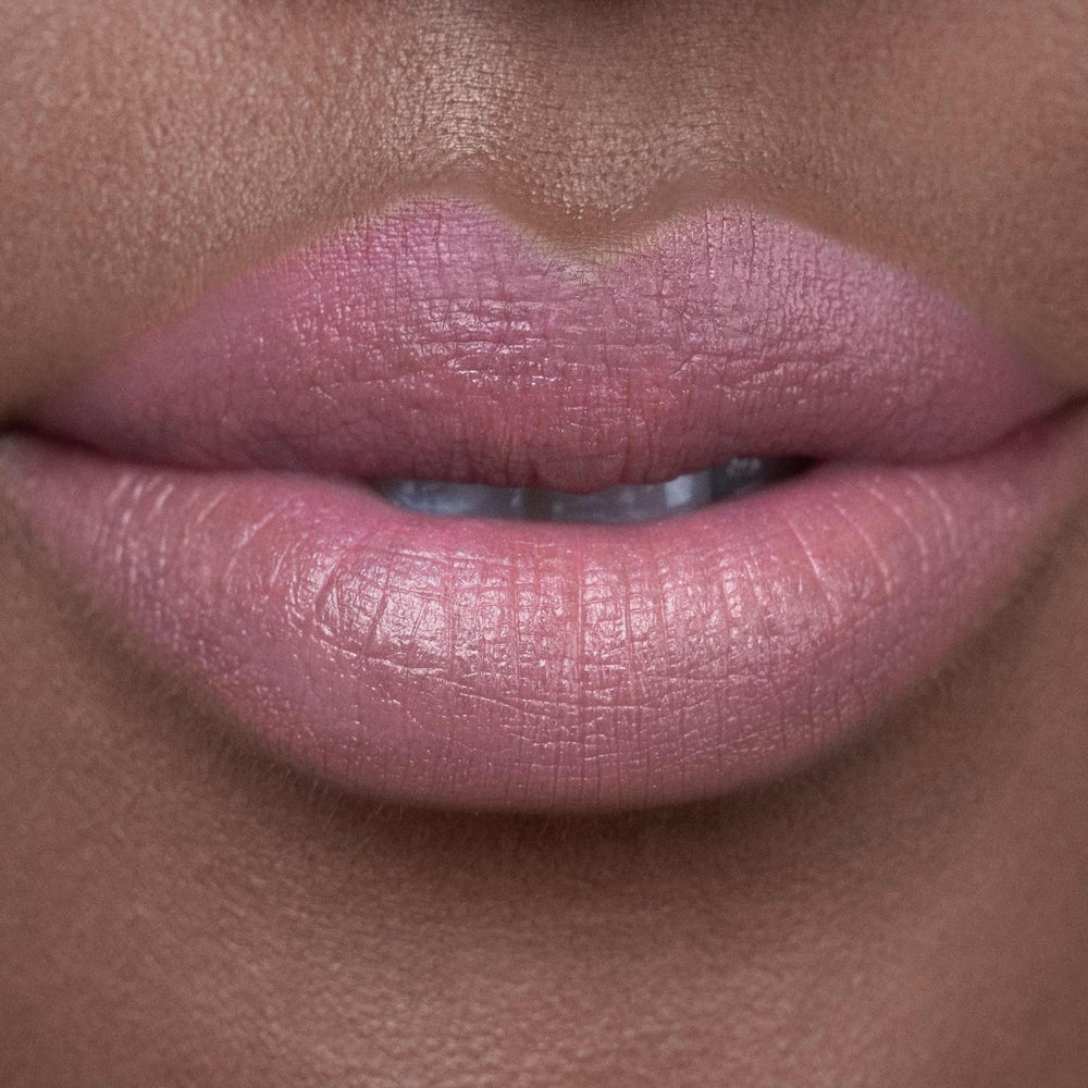 jane iredale Triple Luxe Lipstick Stephanie på lepper 3